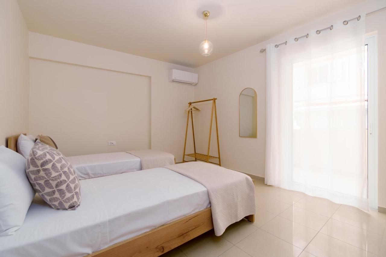 Oikies Luxury Apartments With Private Free Parking Area Agios Nikolaos Exteriör bild