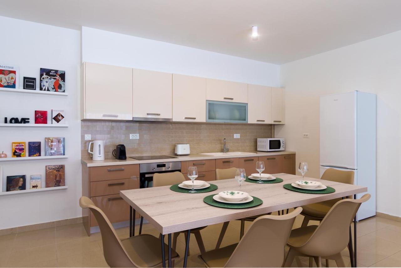 Oikies Luxury Apartments With Private Free Parking Area Agios Nikolaos Exteriör bild