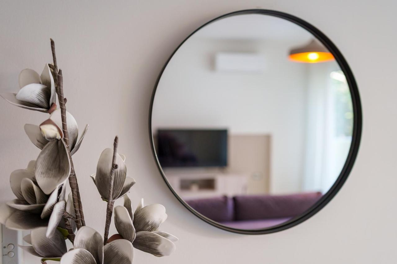 Oikies Luxury Apartments With Private Free Parking Area Agios Nikolaos Exteriör bild