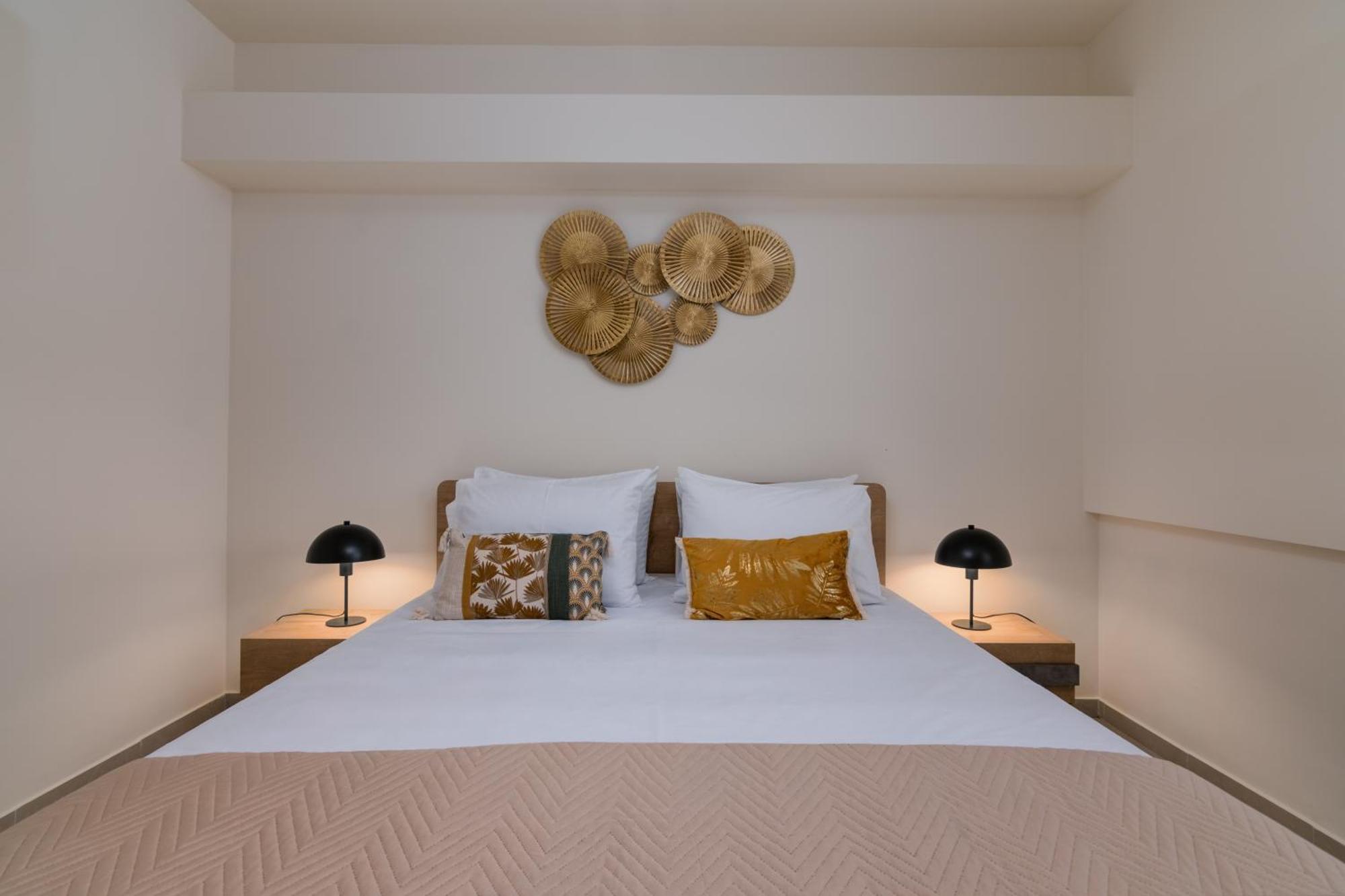 Oikies Luxury Apartments With Private Free Parking Area Agios Nikolaos Rum bild
